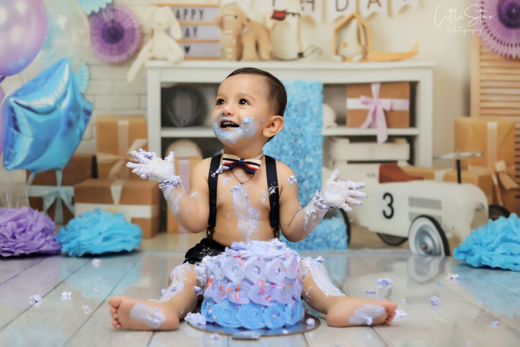 Cake smash photography