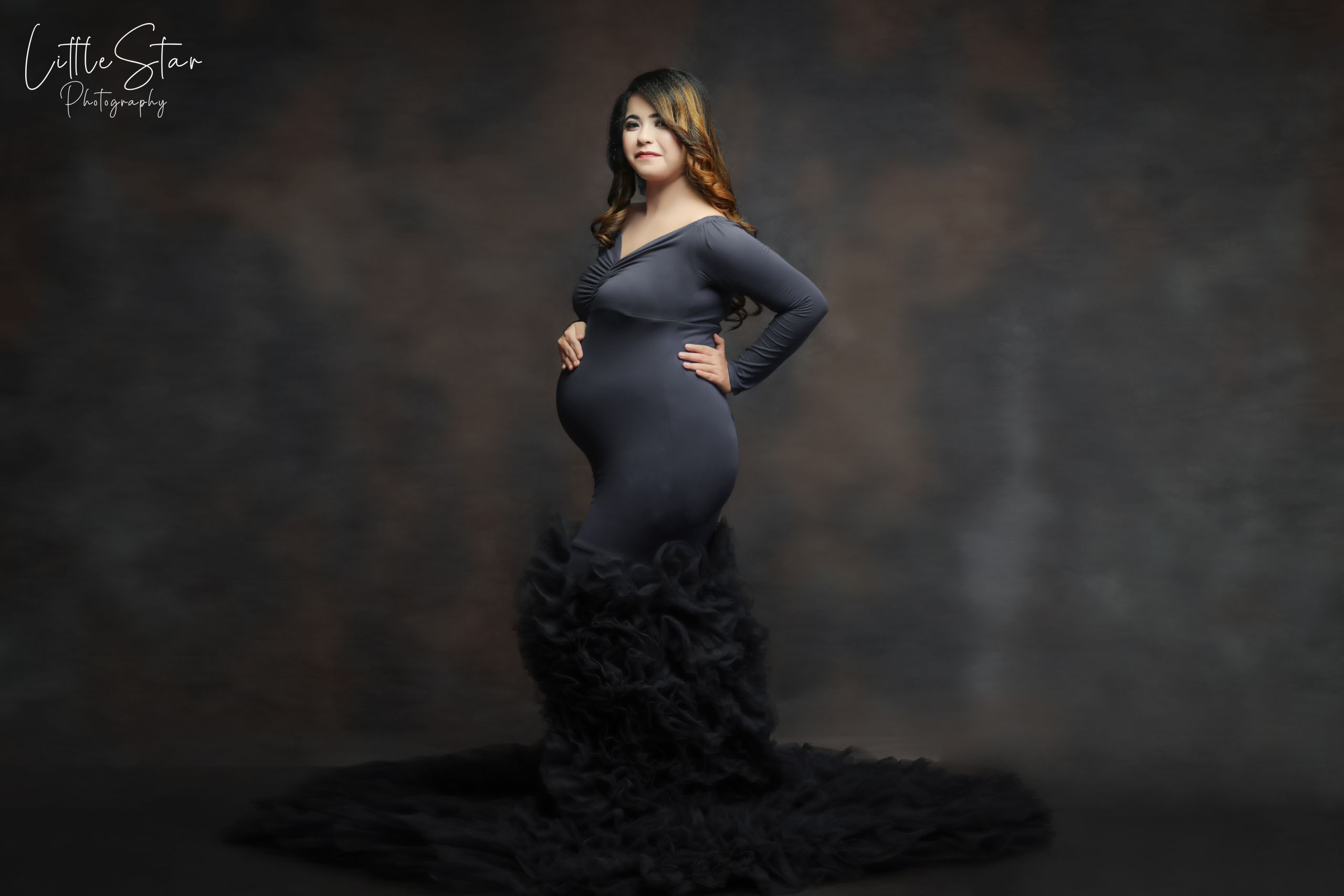 Black Maternity Dress - Little Star Photography Black Maternity Dress - Little Star Photography